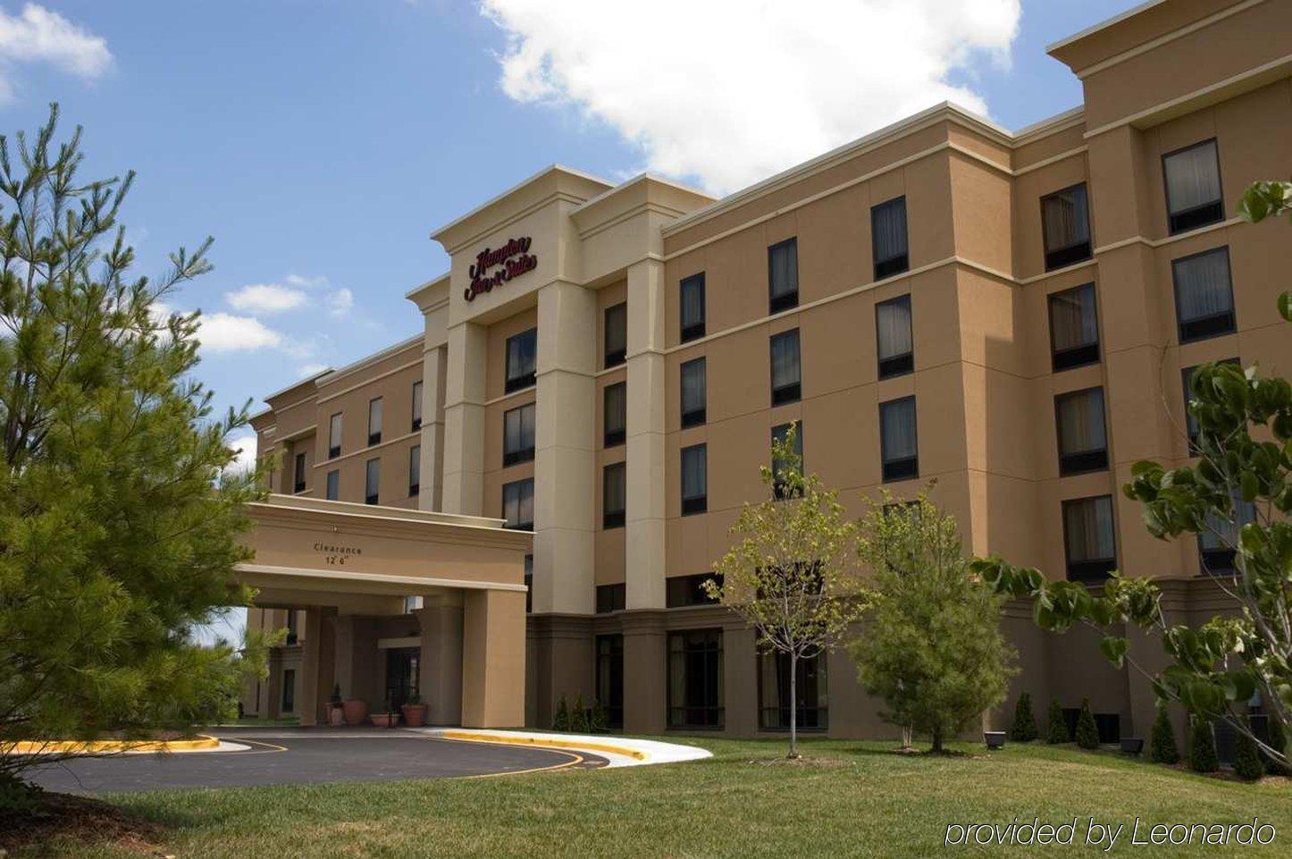 Hampton Inn And Suites Fredericksburg South Exterior photo