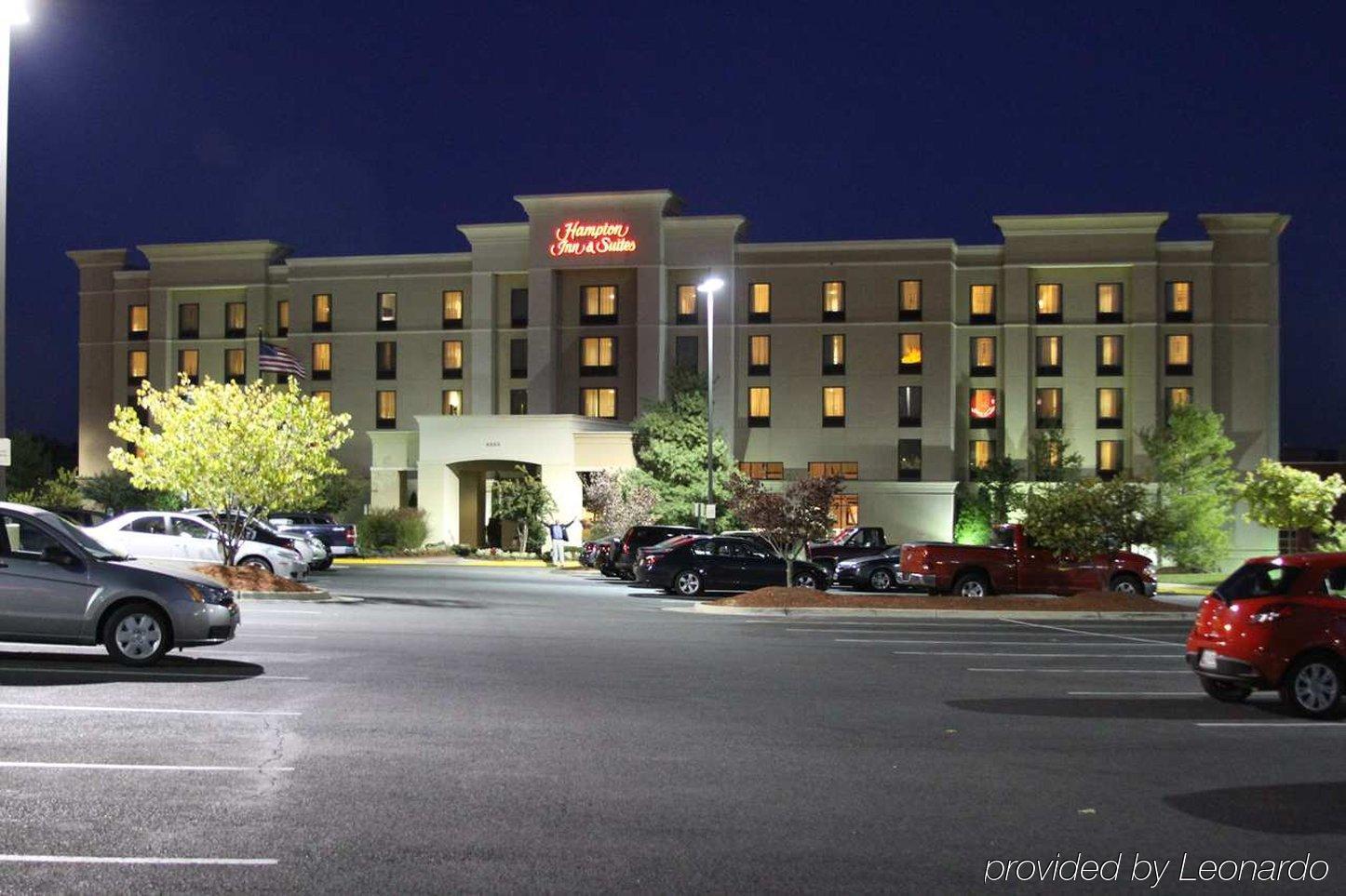 Hampton Inn And Suites Fredericksburg South Exterior photo